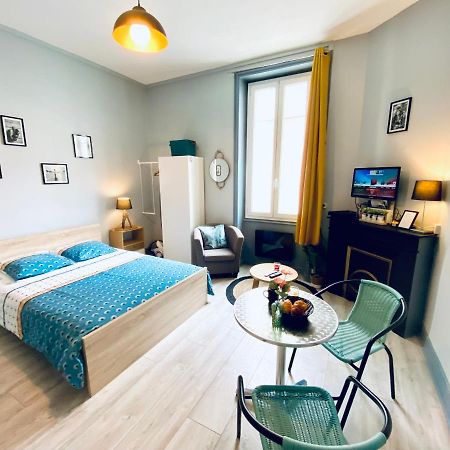 Studio Cosy Avec Jardin Roanne Ngoại thất bức ảnh